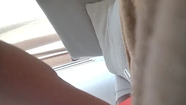 amooraaamoon's cam snapshot