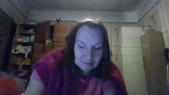 AnnaLive570's cam snapshot