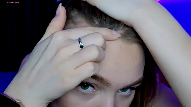 KitsyMoore's cam snapshot