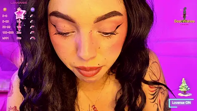 Lynaa_love live sex cam