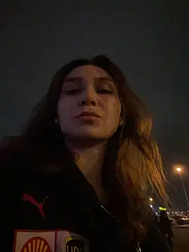 QuitieLia live sex cam