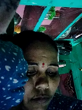 Pooja750's cam snapshot