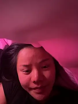 leo-kitty's cam snapshot