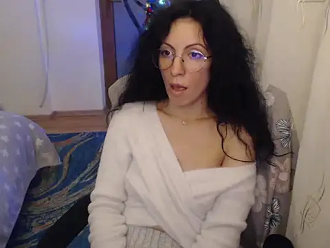 Emmatoo's cam snapshot