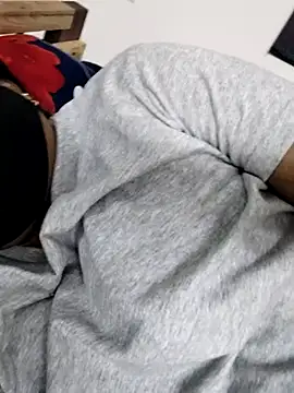 Tamilrojanew's cam snapshot