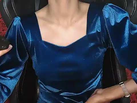 Simmi_Ji's cam snapshot