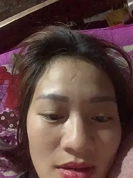 Lara-11's cam snapshot