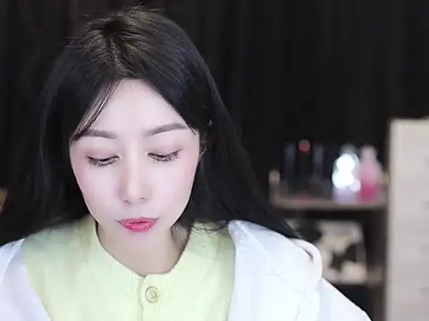 Nuyoah-77's cam snapshot