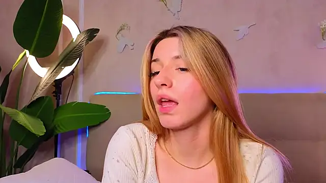 BonnieWalton's cam snapshot