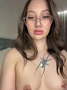 LucieBliss's cam snapshot