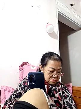 Hotestlove's cam snapshot