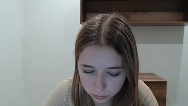 SweetBellaa_'s cam snapshot