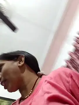 Hotty-Nidhi's cam snapshot