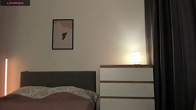 Alice_Dias's cam snapshot