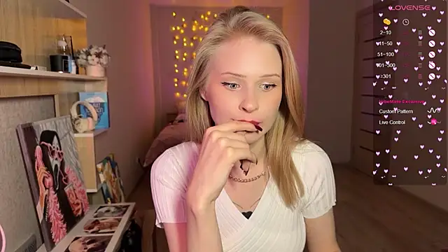 lisa_barbie's cam snapshot