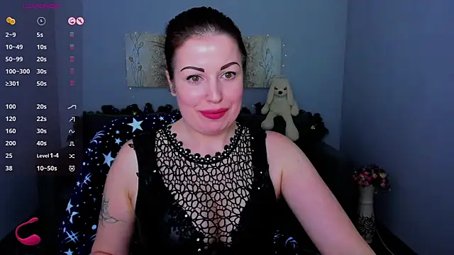 Emily_Midlton's cam snapshot