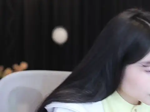 Nuyoah-77's cam snapshot