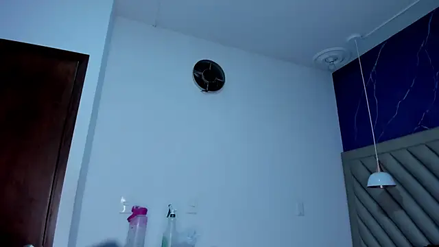 Ibbie_drastic's cam snapshot