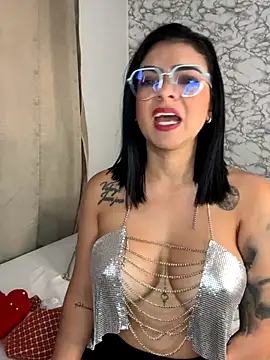 sofiaalarson's cam snapshot