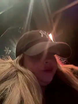 blairbella's cam snapshot