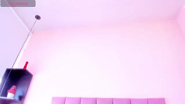 violet_myerrs's cam snapshot