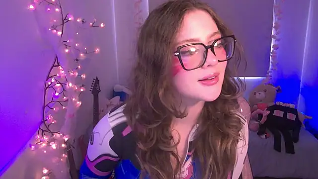 Lil_bela's cam snapshot