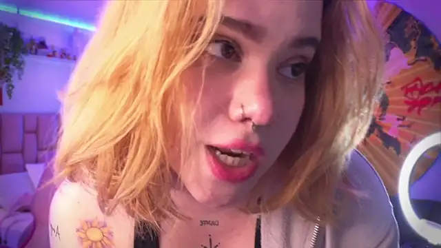 albaismynameX's cam snapshot