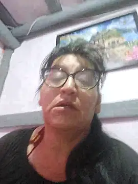 clarita_01's cam snapshot