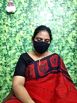 Queen-Neha's cam snapshot