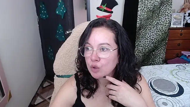 Sonialorens_'s cam snapshot