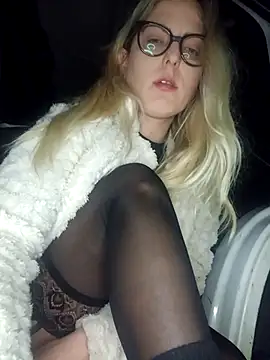 dolcehelena993's cam snapshot