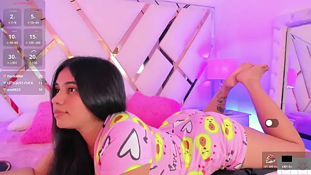 naughtysara20's cam snapshot