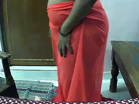 Potti-model-81's cam snapshot