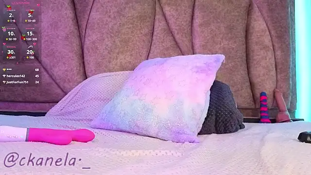 Kanela_miller_'s cam snapshot