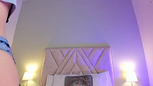 victoria_becker_'s cam snapshot