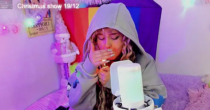 NekoWaifu's cam snapshot