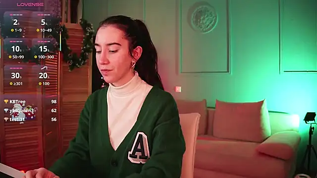 Belle_Via's cam snapshot