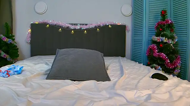 NatalieGold's cam snapshot