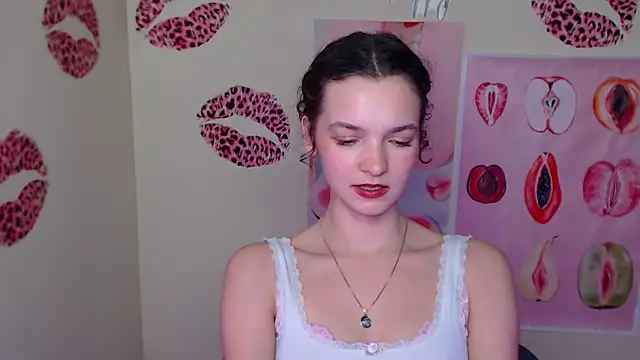 _SusieSu_'s cam snapshot