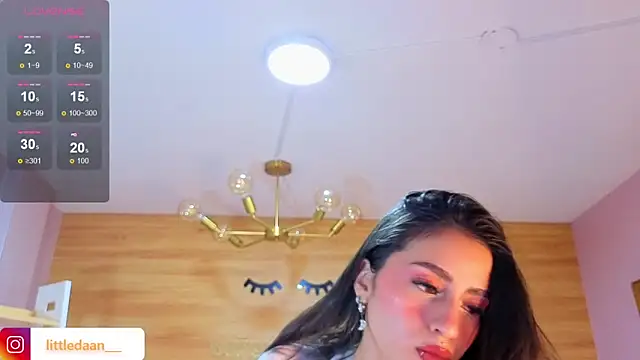 Abril_Velvet_a_'s cam snapshot