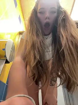 Holy_Tereza's cam snapshot