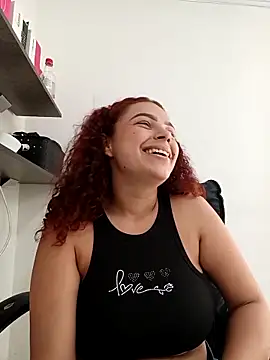 Mommy-Hot's cam snapshot