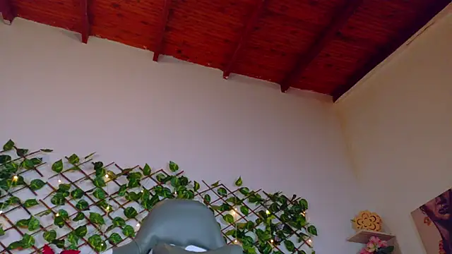 alice_rous21's cam snapshot