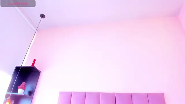 violet_myerrs's cam snapshot