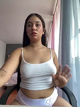 lana_rousse01's cam snapshot