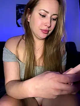 AlisaWhite's cam snapshot