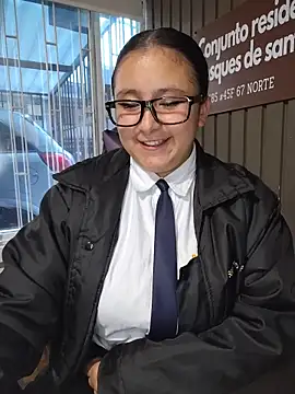 Cute_Penelope's cam snapshot