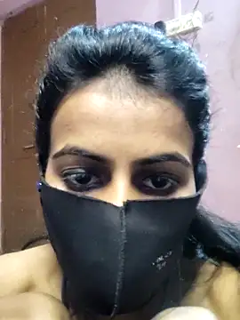 Thaper_Meera2's cam snapshot