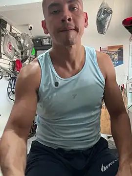 Paul22cm- live sex cam