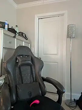 butterflybootyy live sex cam